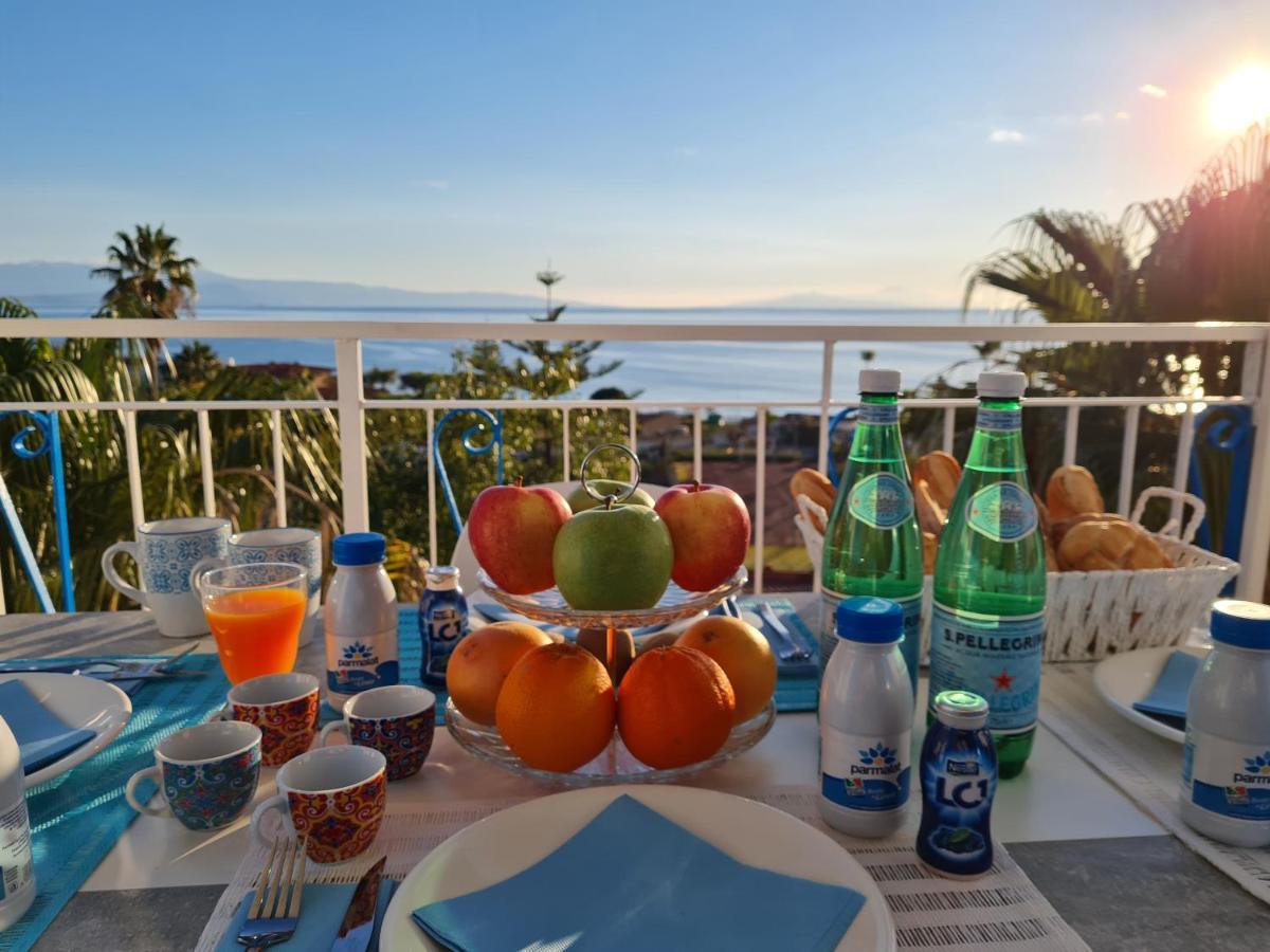 Ninfa Sul Mare Apartments 50 M E T R I Dal Mare Parcheggio Gratuito Custodito กาโปวาติกาโน ภายนอก รูปภาพ