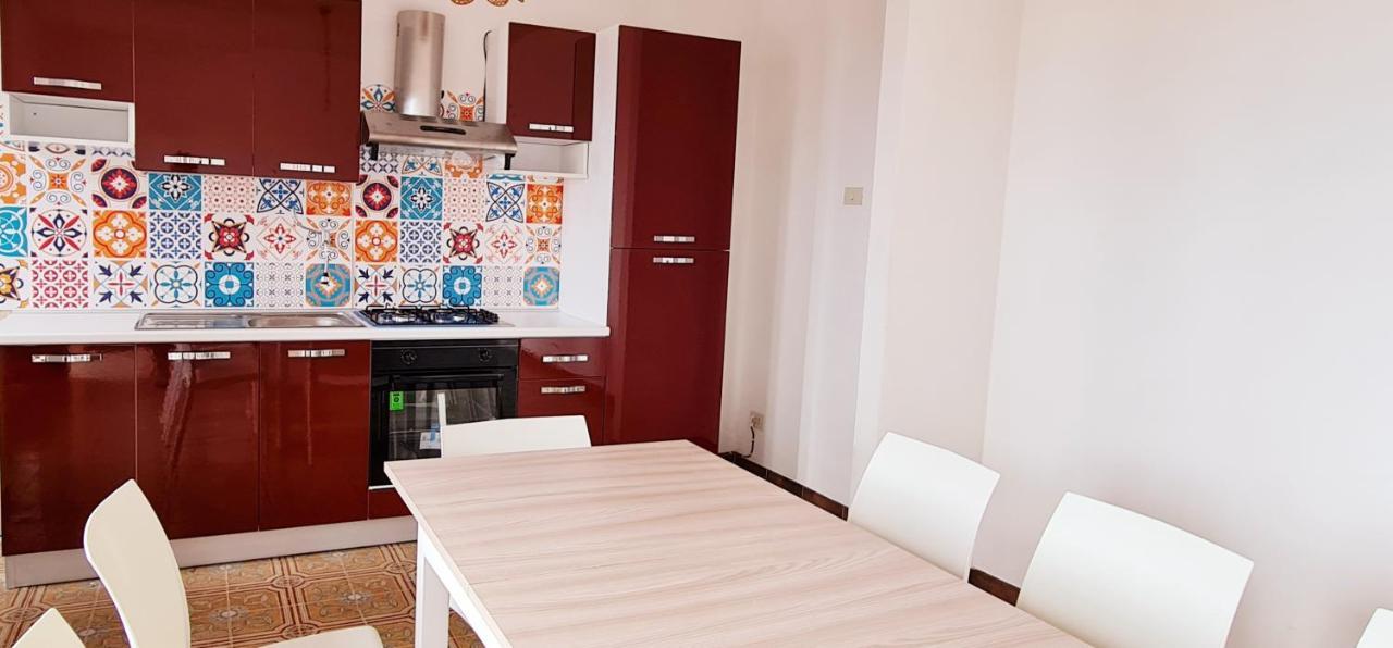 Ninfa Sul Mare Apartments 50 M E T R I Dal Mare Parcheggio Gratuito Custodito กาโปวาติกาโน ภายนอก รูปภาพ