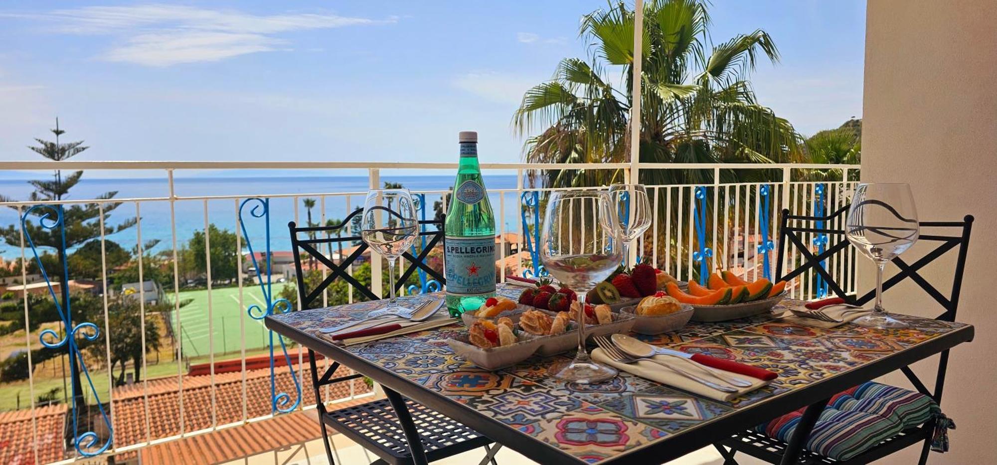 Ninfa Sul Mare Apartments 50 M E T R I Dal Mare Parcheggio Gratuito Custodito กาโปวาติกาโน ภายนอก รูปภาพ