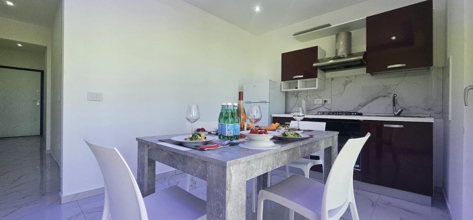 Ninfa Sul Mare Apartments 50 M E T R I Dal Mare Parcheggio Gratuito Custodito กาโปวาติกาโน ภายนอก รูปภาพ