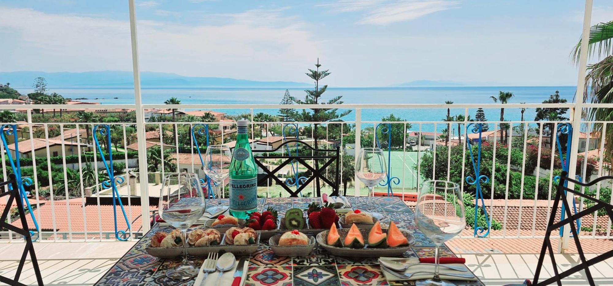 Ninfa Sul Mare Apartments 50 M E T R I Dal Mare Parcheggio Gratuito Custodito กาโปวาติกาโน ภายนอก รูปภาพ